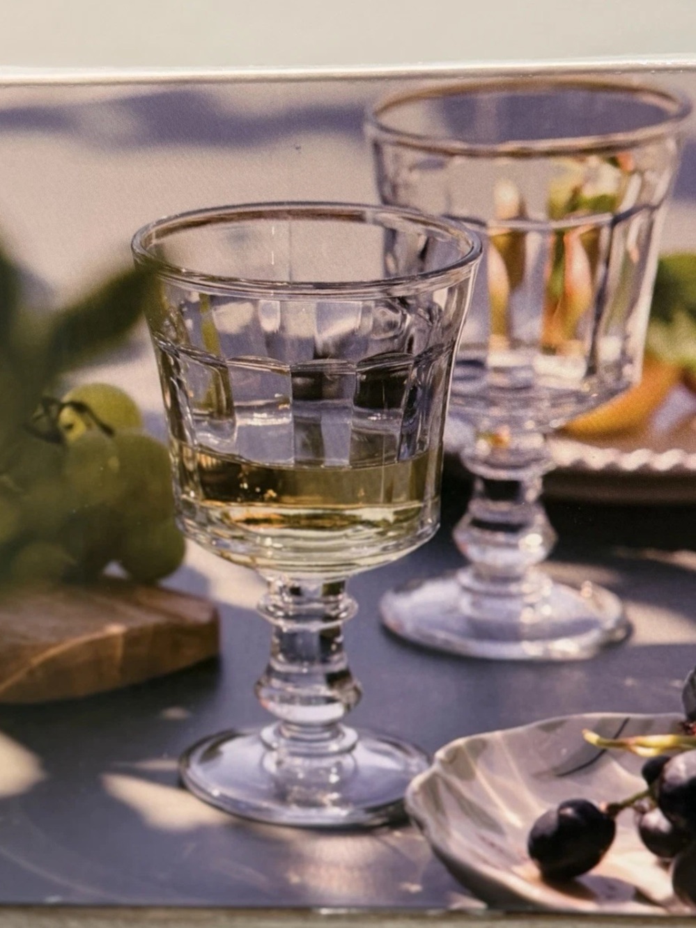 La Rochere JACQUES Wine Glasses Set
4 - French Pressed Glass 8.11 oz
